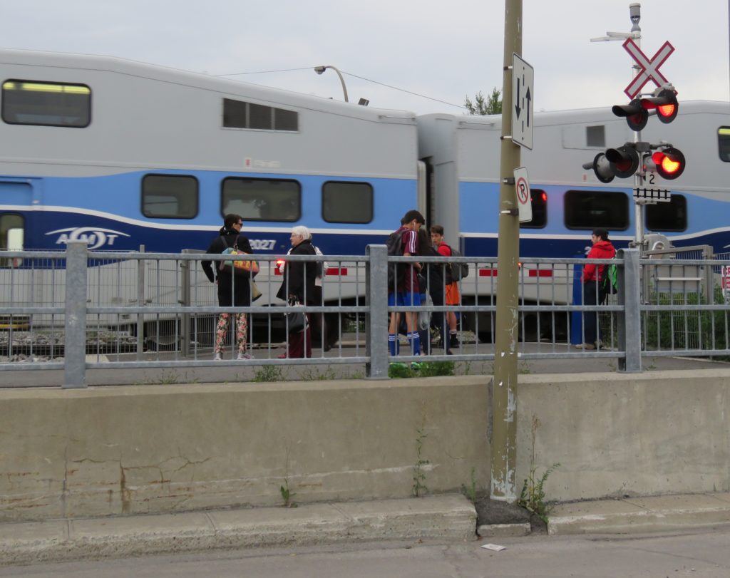 gare-bdeb-sans-acces-020