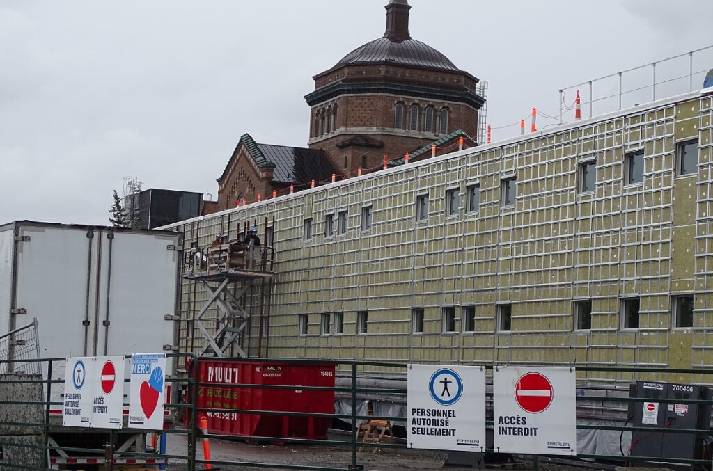 Construction aile pour COVID Sacré-Coeur PR (5)b