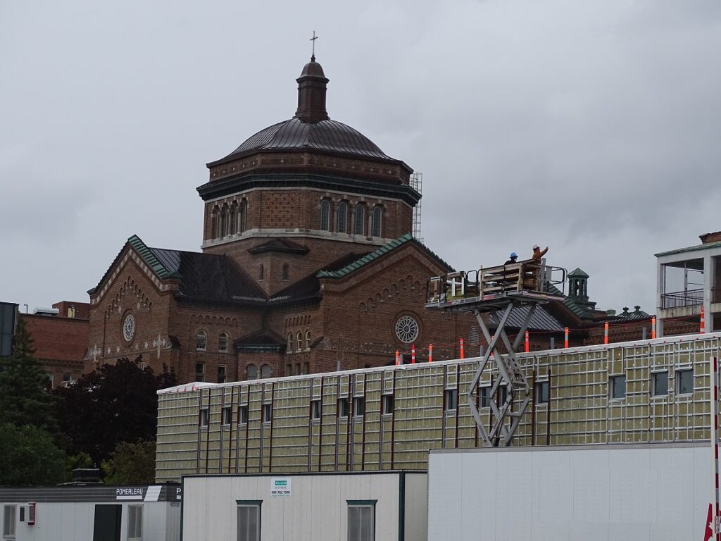 Construction aile pour COVID Sacré-Coeur PR (6)b
