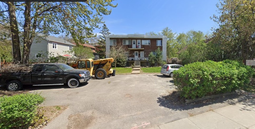 Maison vouée démolition sur Gouin Est