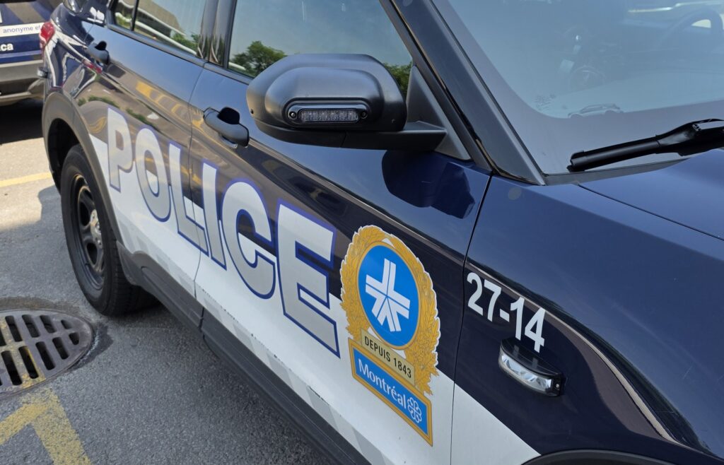 Véhicule de police du PDQ 27 vitesse